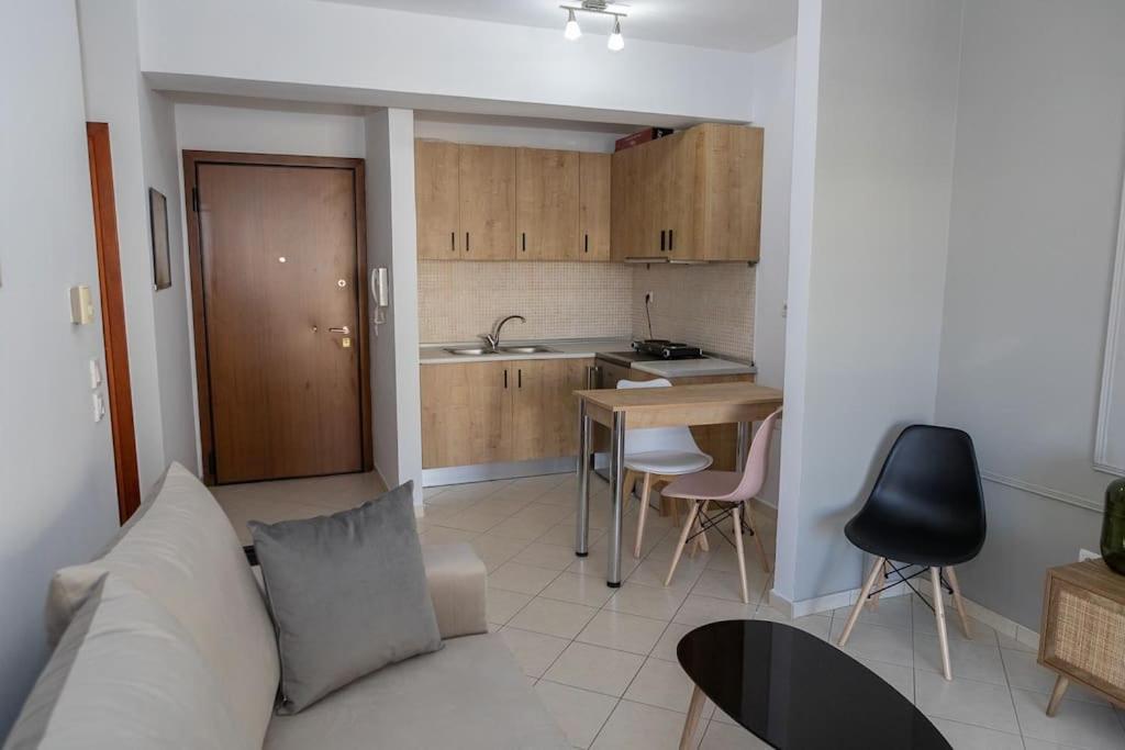 Luxury Apartment In The Center Of Ксанти Экстерьер фото
